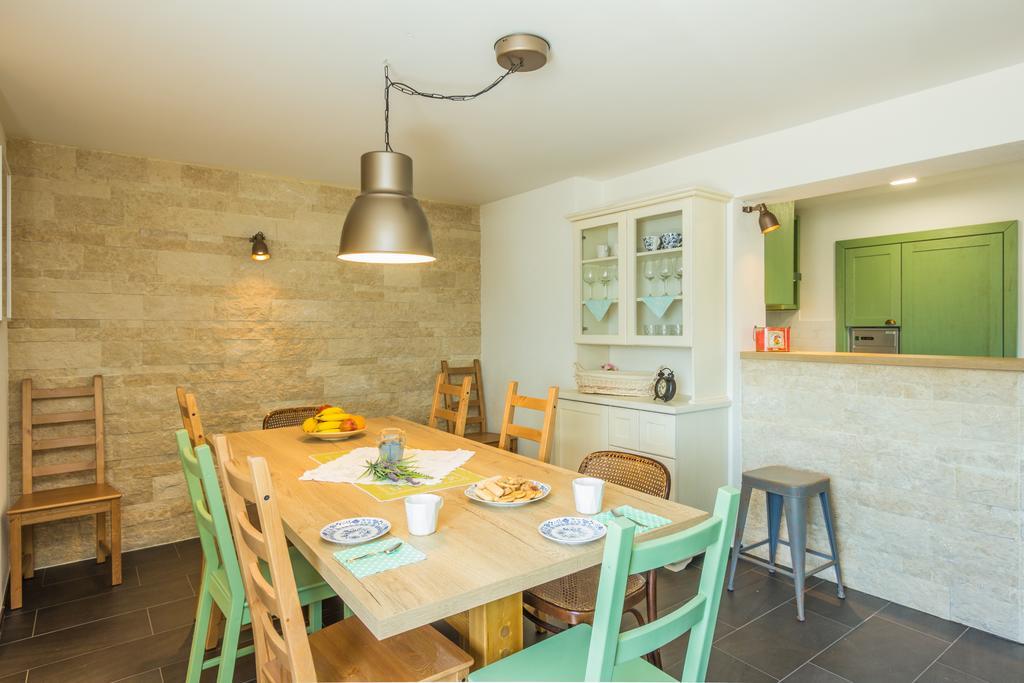 Villa Manus - Boutique Apartments Laurana Esterno foto