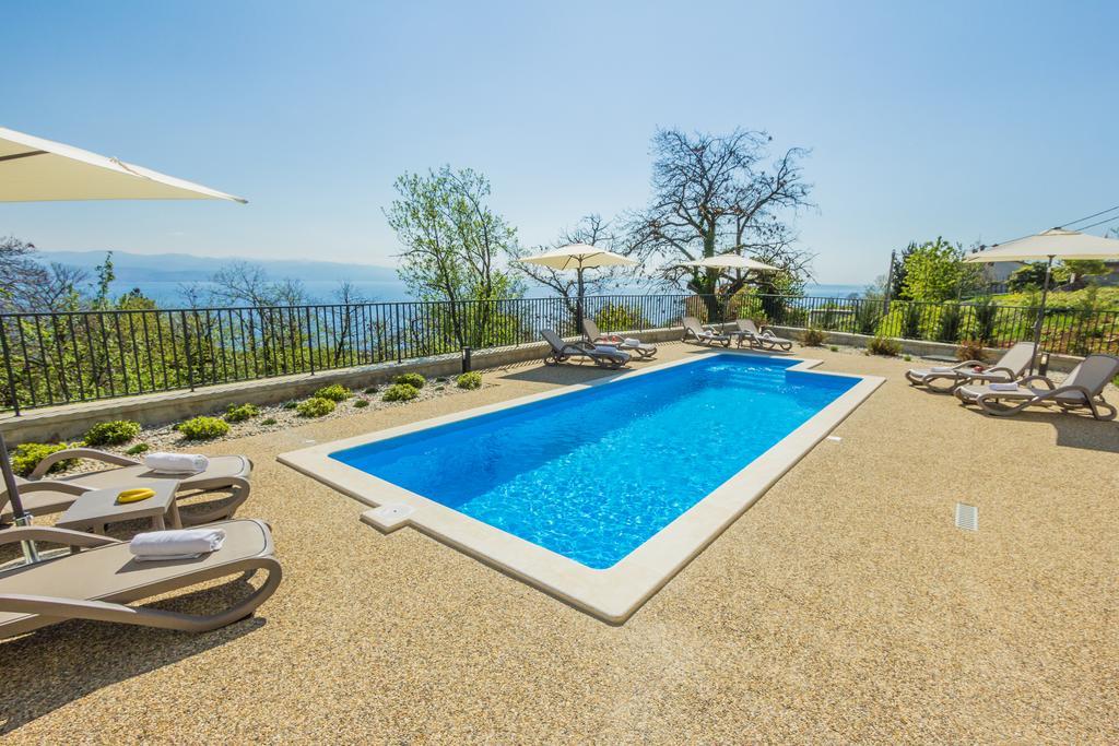 Villa Manus - Boutique Apartments Laurana Esterno foto